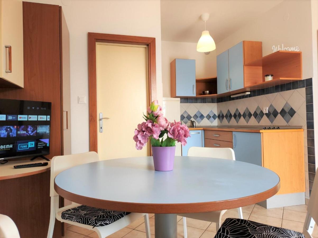 Apartment Rose Veglia Exterior foto