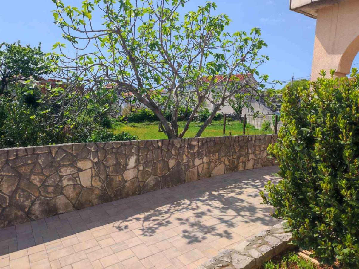 Apartment Rose Veglia Exterior foto